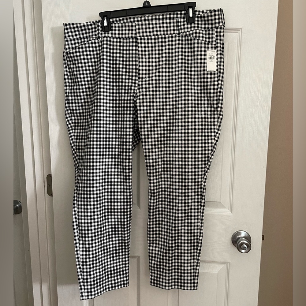 Old Navy Pixie Pants